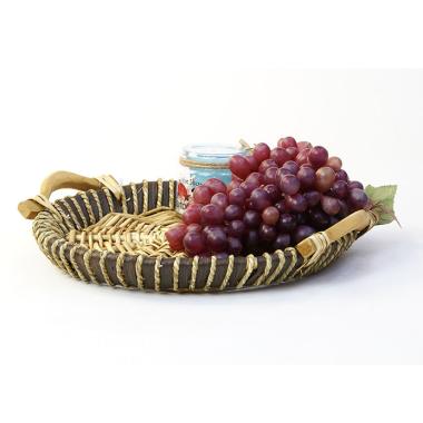 woodchipwillow round shallow tray wooden handles bw340 1